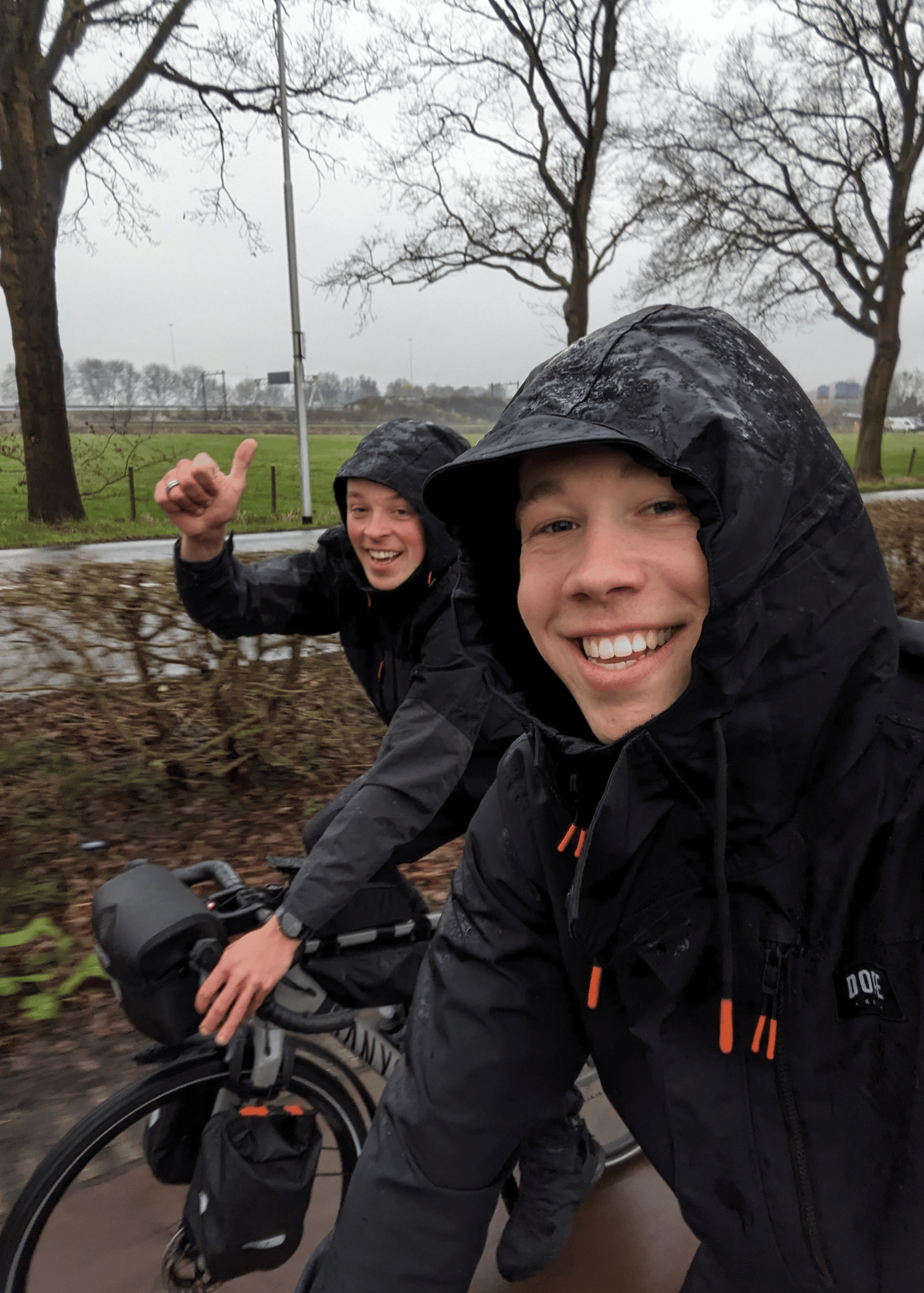 We zijn begonnen met onze fietstocht naar Vietnam!