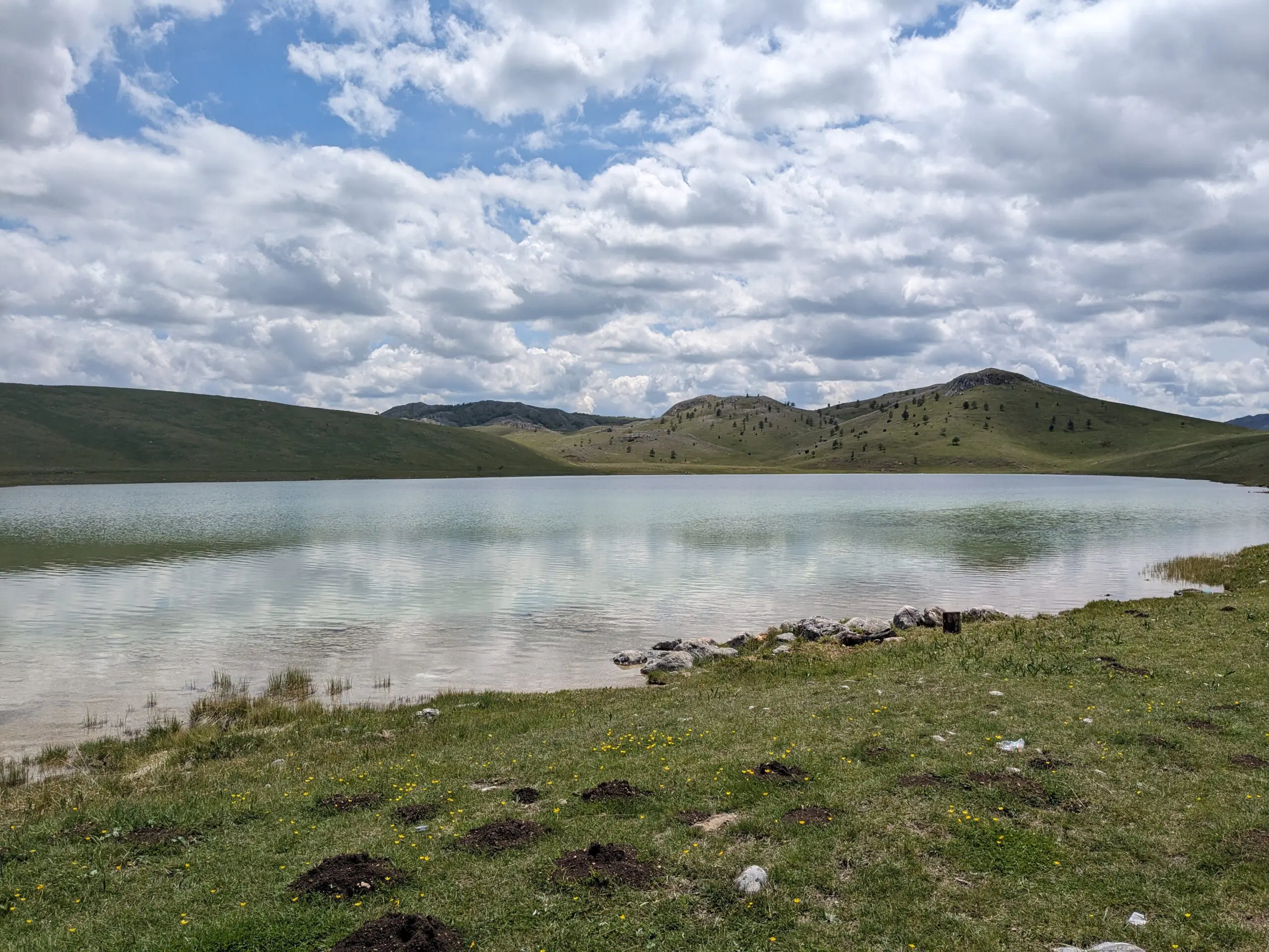 Durmitor park in Montenegro met bikkels on bikes