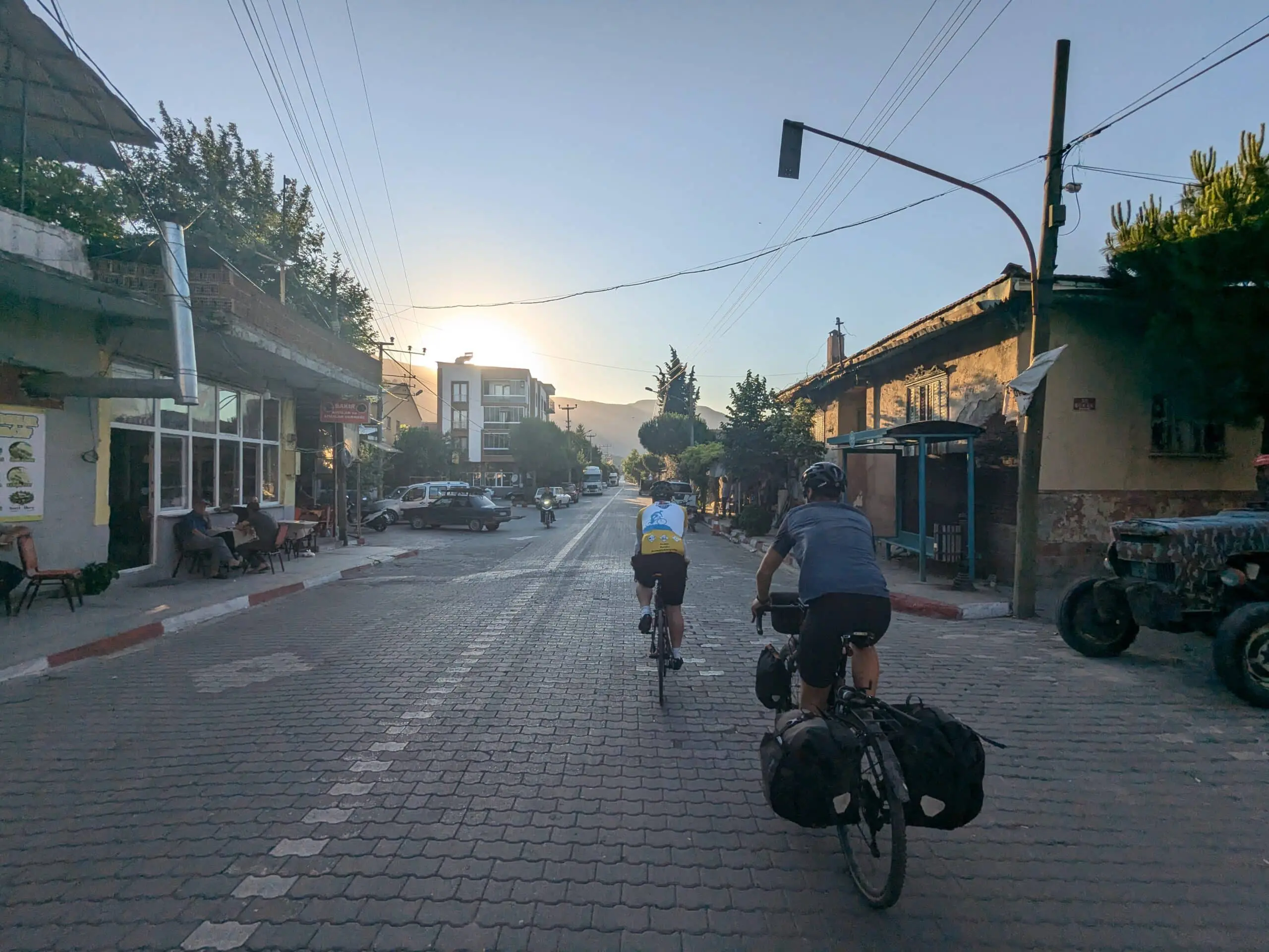 Bikkels on Bikes op een Turkse bruiloft