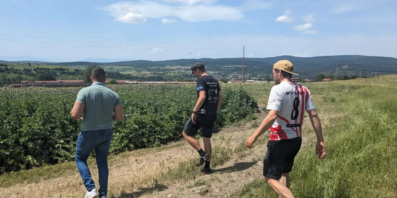 Bikkels on Bikes ontmoeten boeren in Bulgarije 7