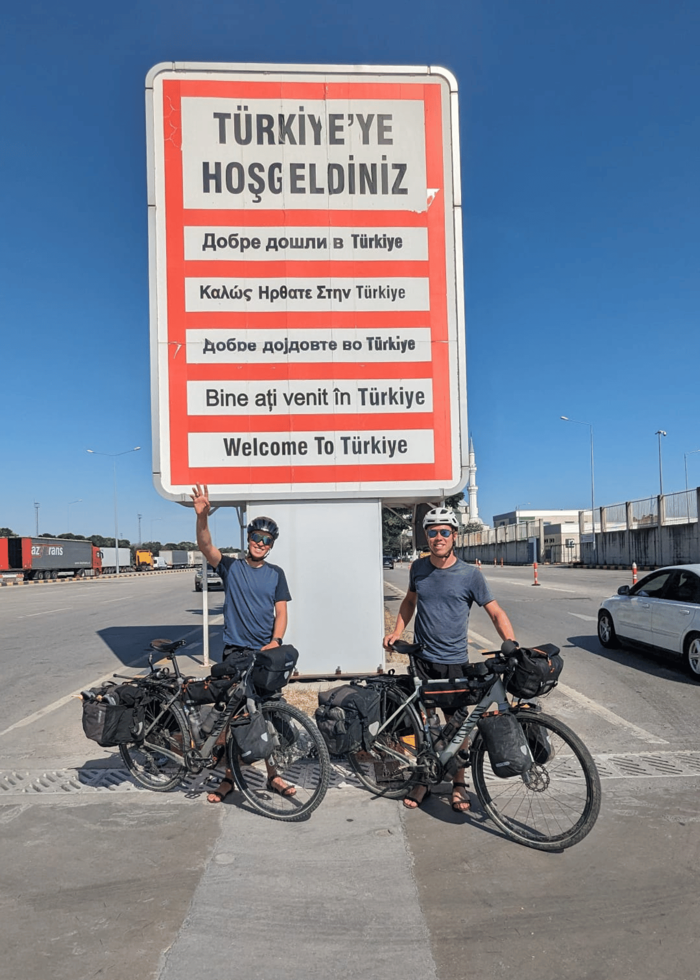 Bikkels on Bikes bij de grens van Turkije