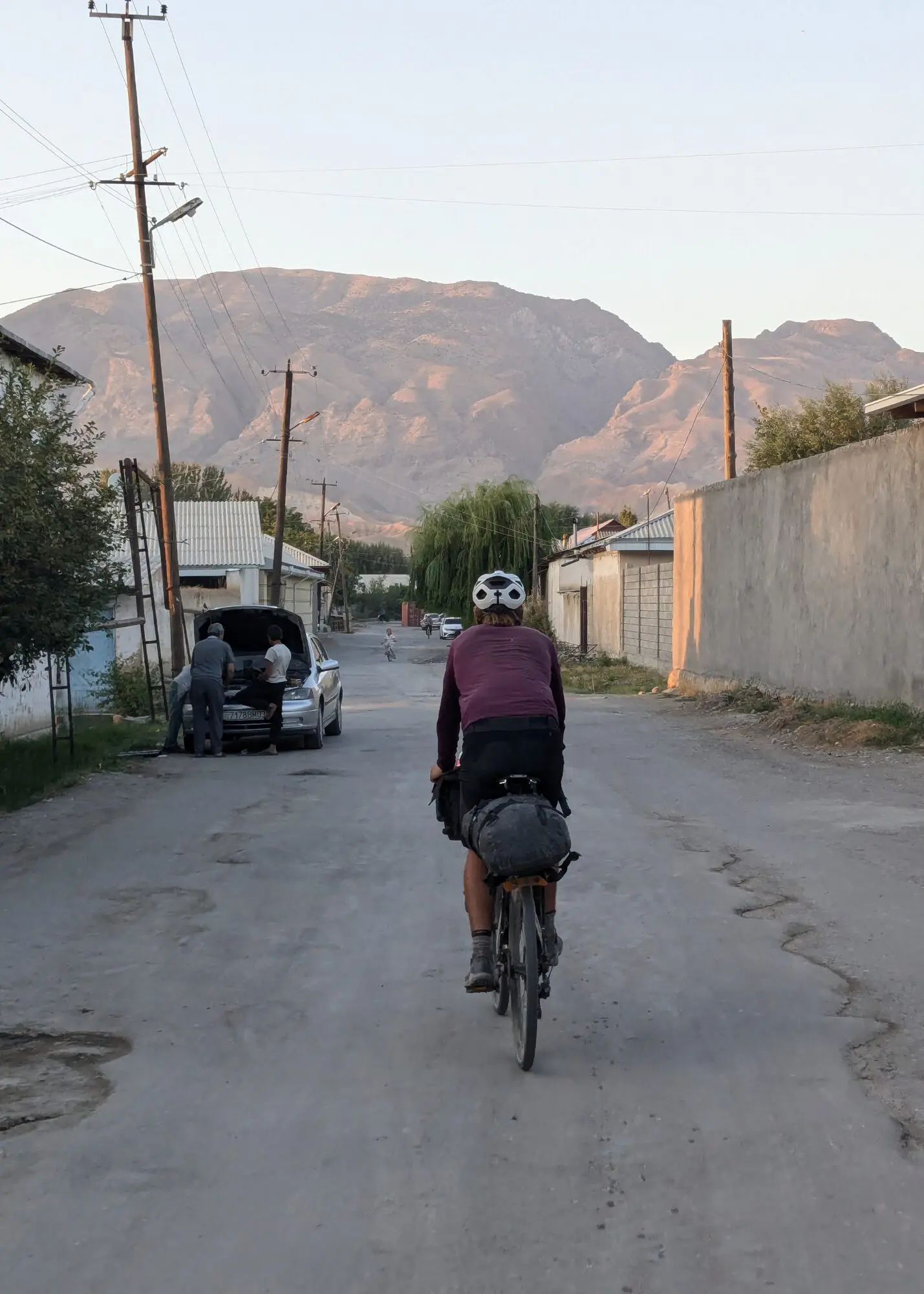 Bikkels on Bikes op de fiets door Tadzjikistan