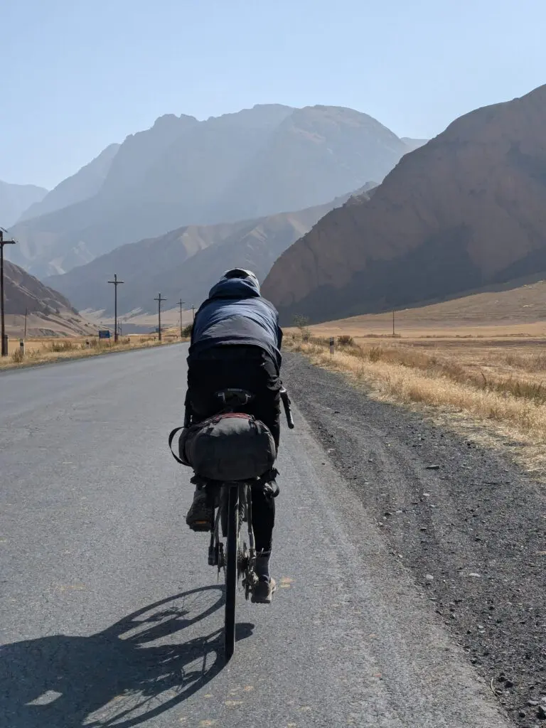 Het einde van de Pamir highway met Bikkels on Bikes