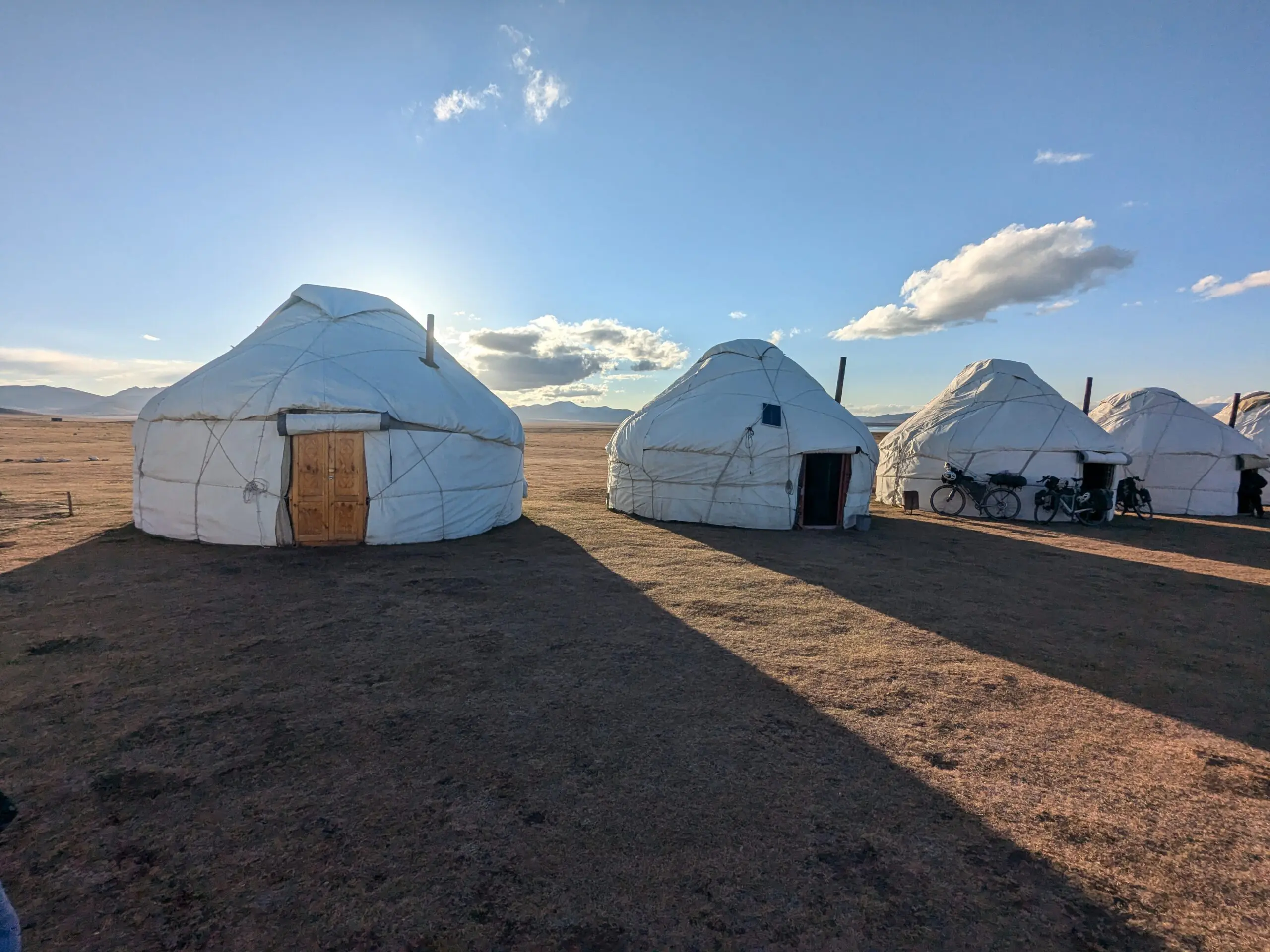 Slapen in een yurt met Bikkels on Bikes