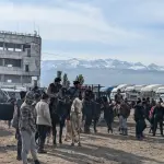 rust en hectiek in karakol met bikkels on bikes