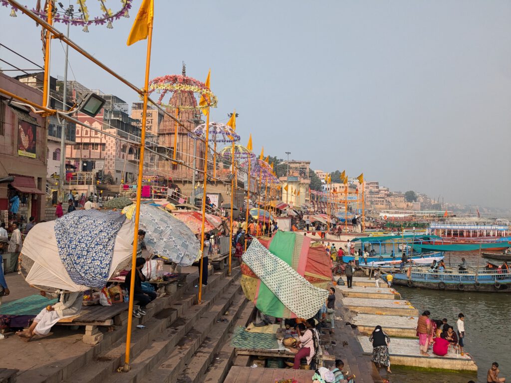 Varanasi met Bikkels on Bikes